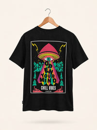 Playera Relaxed Fit Negro Hongo Chill Vibes