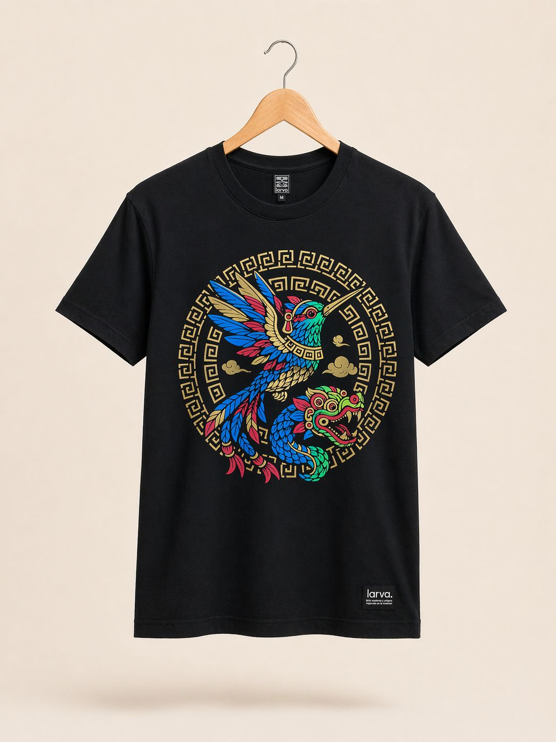 Playera Negro Colibri Escudo