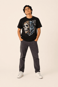 Playera Negro Lobo De Craneo