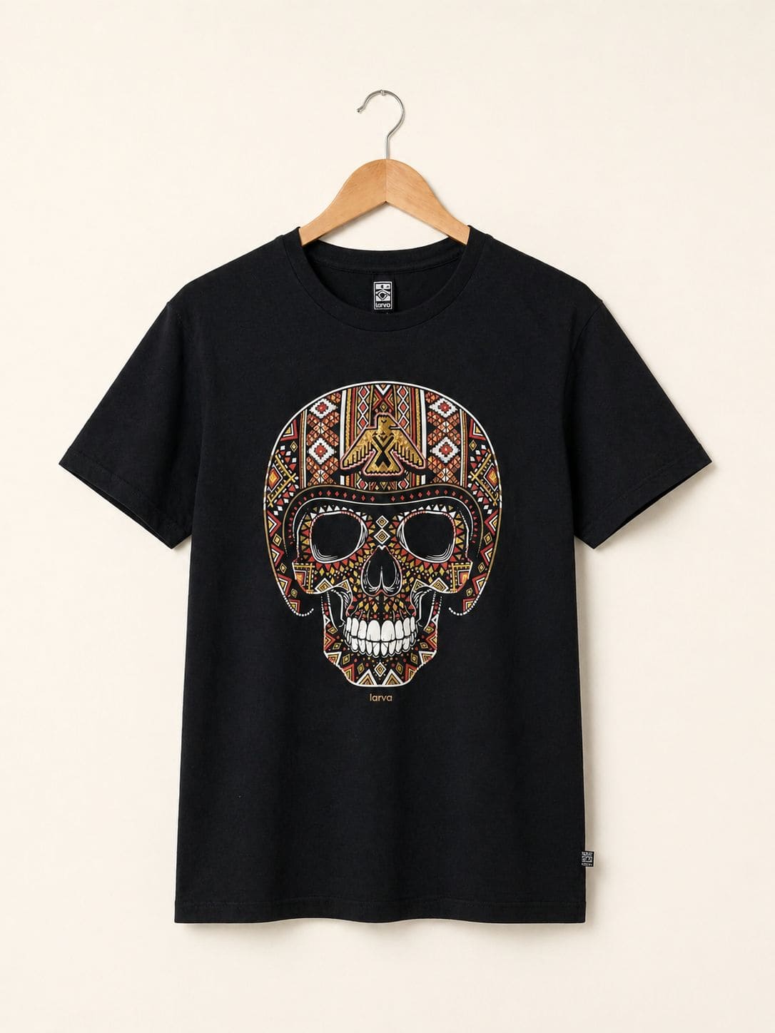 Playera Negro Casco Huichol